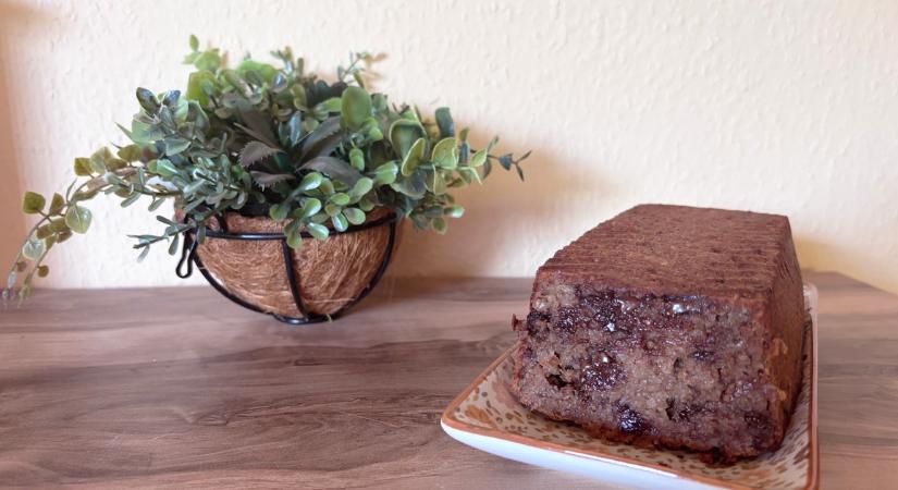 Maceramentes banánkenyér zabpehelyből