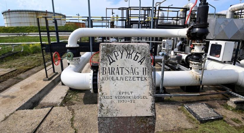 Jóváhagyja az Oroszország elleni szankciókat Szlovákia, ha újraindul a Barátság kőolajvezeték