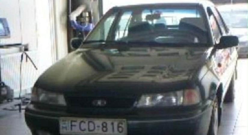 Megható okból keresik ezt az autót a közösségi médiában