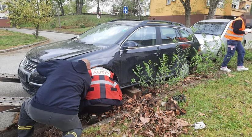 Akár az ön autóját is elszállíthatják a napokban a közteresek– erre érdemes figyelni!