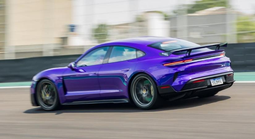 Mint a puskagolyó: ezek a valaha készült legjobban gyorsuló Porschék