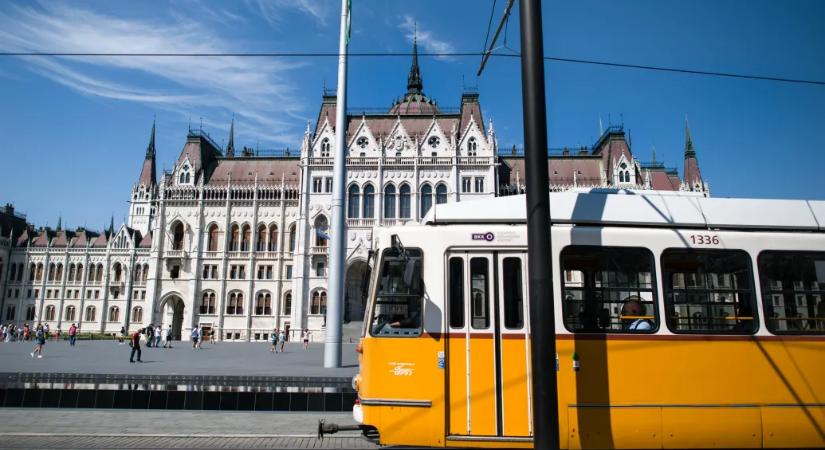 Magyar Péterék ünnepséget rendeznek a Kossuth téren a miniszterelnöki eskütétel után