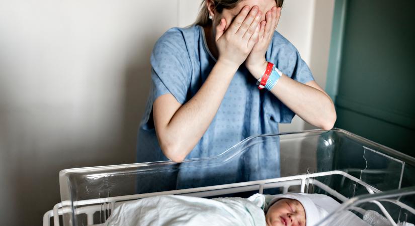 „Kettővel többet varrjon már, hogy jó legyen nekem is” – férjöltés a szüléskor