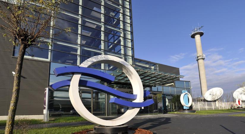 Felére esett vissza a "háború" szó említése a közmédiában