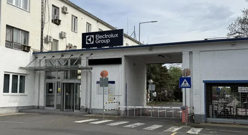 Bezárja jászberényi hűtőgépgyárát az Electrolux, 600 munkatársat küldenek el