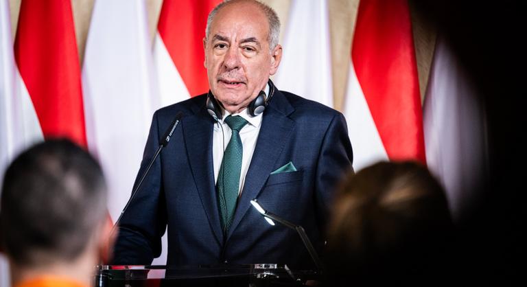 Hivatalossá vált, hogy mikor tartja alakuló ülését az új parlament