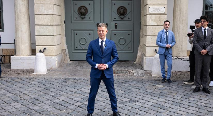 Saját magának köszönheti Orbán, hogy villámgyorsan leszedhetők az emberei