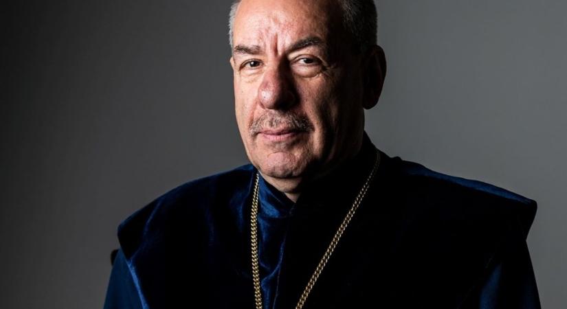 A köztársasági elnök is Magyar Péter célkeresztjében van