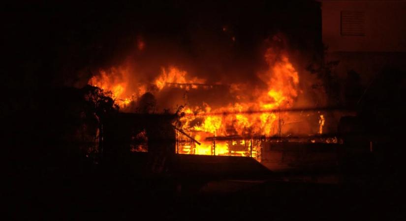 Lakástűz: egy egész család halt meg a robbanásban – esélyük sem volt kijutni