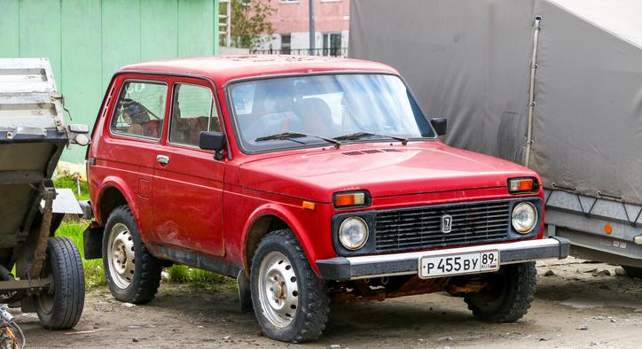 Vészhelyzetben életmentő régi trükköt tudnak az öreg Lada Nivák