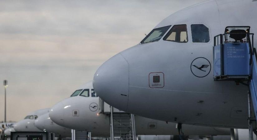 Húszezer járatot töröl a népszerű európai légitársaság a kerozinhiány miatt: kiderült, hogy Budapestet érinti-e a megszorítás