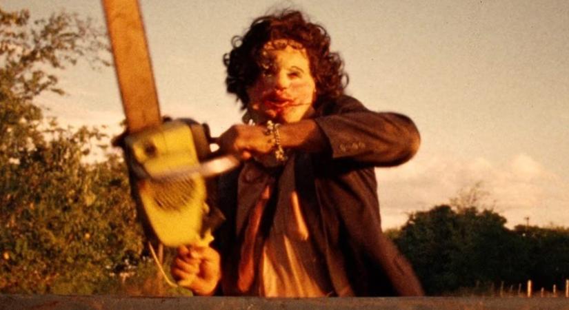 Ismét új változat készül A texasi láncfűrészes mészárlásból, ám ezúttal az A24 veszi kezelésbe, és megnyerték hozzá a tavasz egyik legjobban várt horrorjának rendezőjét