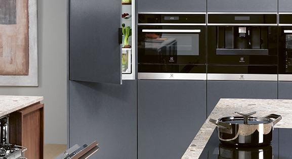 Kivonulás Magyarországról: bezárja jászberényi gyárát az Electrolux