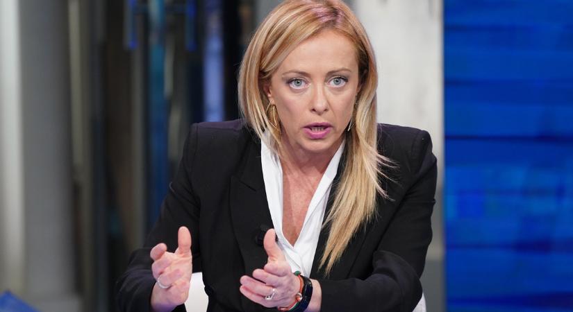 Az olasz külügyminiszter bekérette az orosz nagykövetet, miután az orosz tévében prostituáltnak nevezték Giorgia Melonit