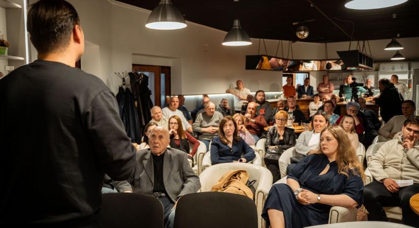 „Egyetlen magyar párt maradt” – Bősön is a mozgósítás tétjéről beszélt Gubík László