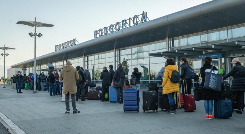 Bombariadó volt több montenegrói iskolában és a podgoricai repülőtéren is