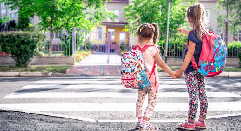 Iskolai beiratkozás 2026: itt vannak a legfontosabb tudnivalók az okmányoktól a felmentésekig