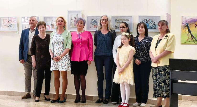 Mese habbal és lélekkel: megnyílt Jencsky Beatrix legújabb kiállítása
