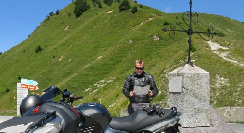 Korlátozzák a forgalmat a Dolomitok hágóin - Behajtani tilos?