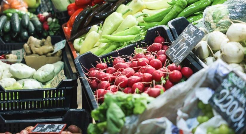 Trükköznek a zöldséggel a piacon - ezt állapította meg a hatóság
