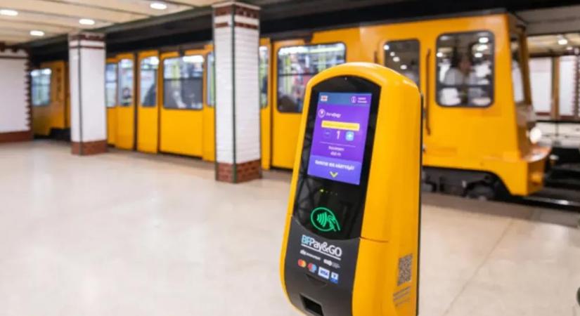 Nagy újítást vezettek be az összes budapesti metróállomáson