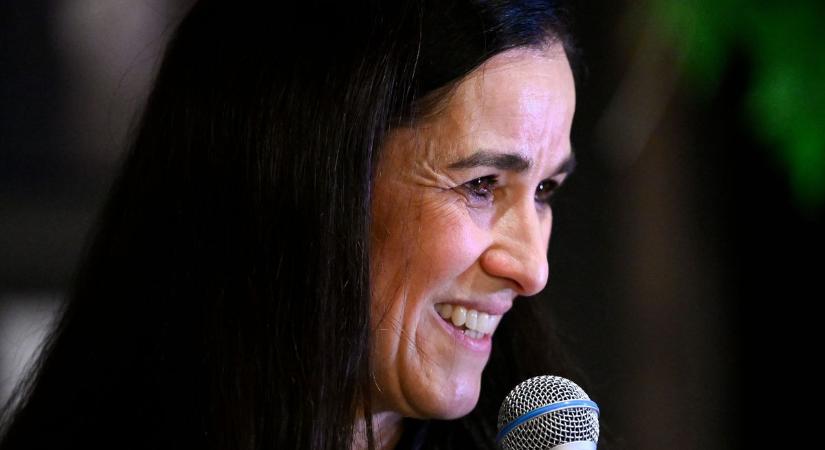 Bejelentette az ukrán külügyminiszter: már fel is vették a kapcsolatot Orbán Anitával