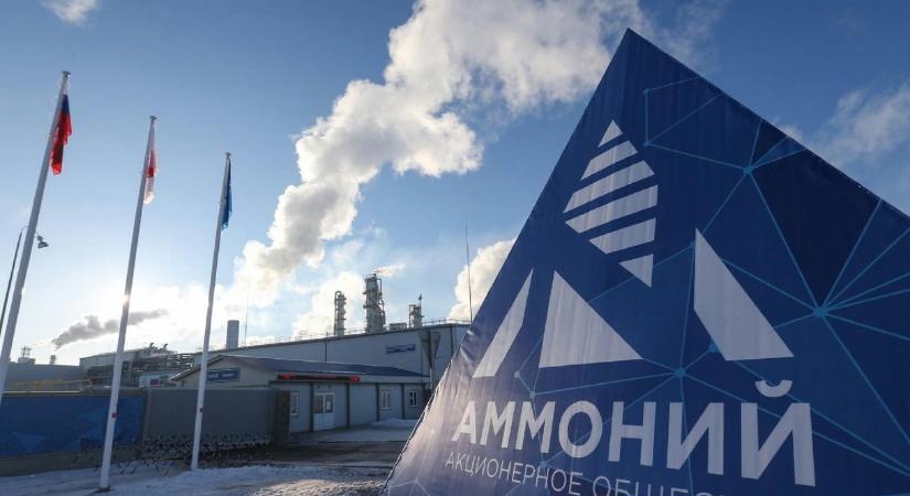 Oroszország nyerészkedik a műtrágya hiányán, exportkorlátozással veri fel az árakat