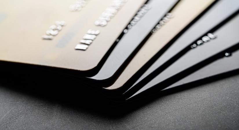 Ingyenes bankszámla: fizetős lesz, ha nem érkezik rá jóváírás?