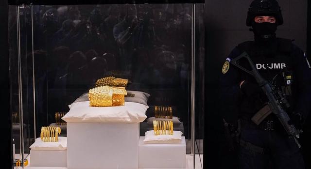 Visszatért Romániába a Hollandiából ellopott 2500 éves dák aranysisak