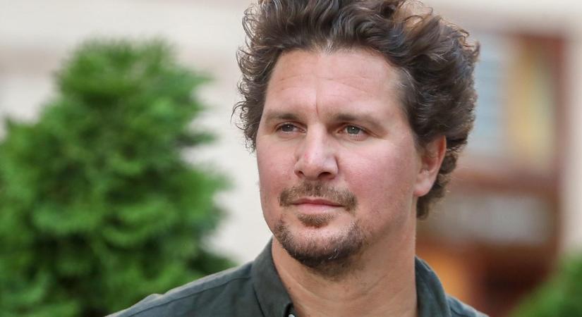 Nagy Ervin: tűz ütött ki az iváncsai akkumulátorgyárban, több munkást kórházba szállítottak