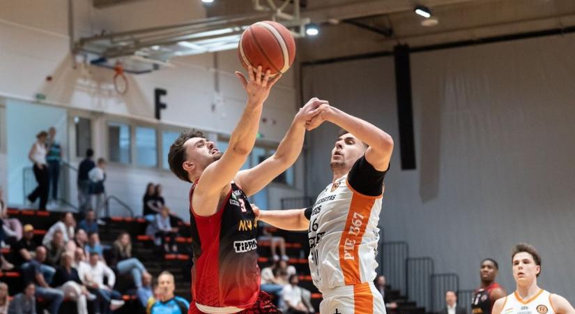 "Szeretnénk borítani a papírformát" - bravúrra készülnek az oroszlányi kosarasok