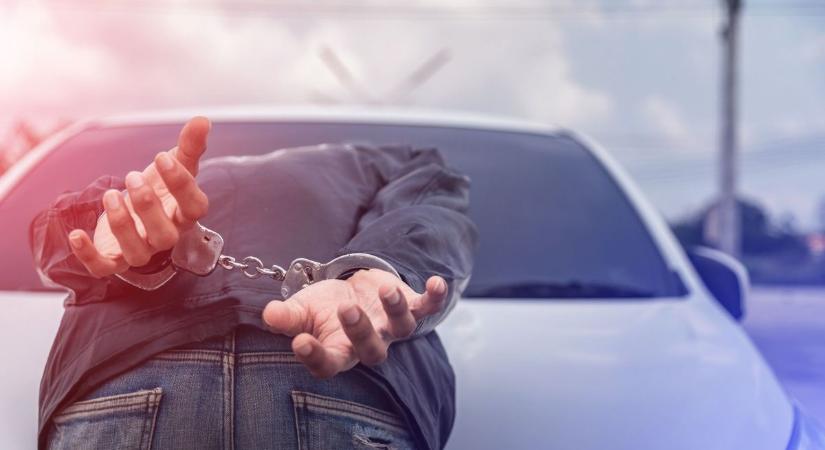 Taxi volánja mögül vitték el a körözött magyar férfit Mexikóban