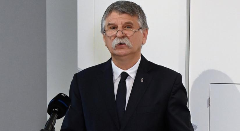 Egy pápai ügyvéd Kövér László díszpolgári címének elvételét kéri – népszavazás jöhet