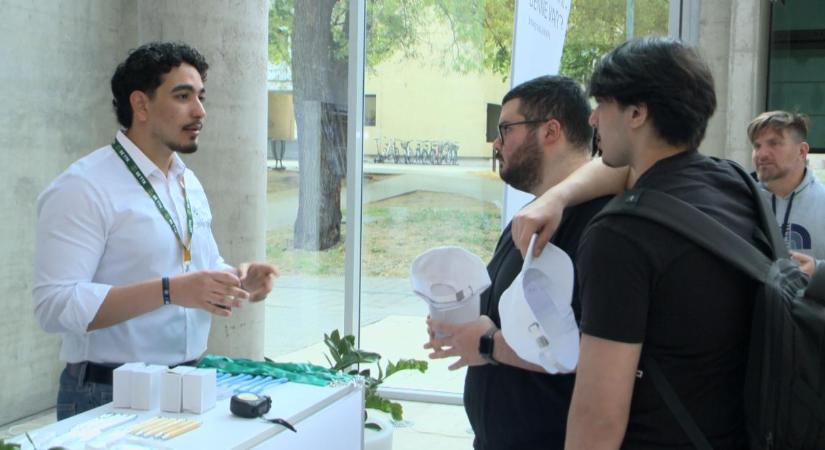 Harminc cégen láttak vendégül a debreceni Természettudományi és Technológiai Kar szakmai napján