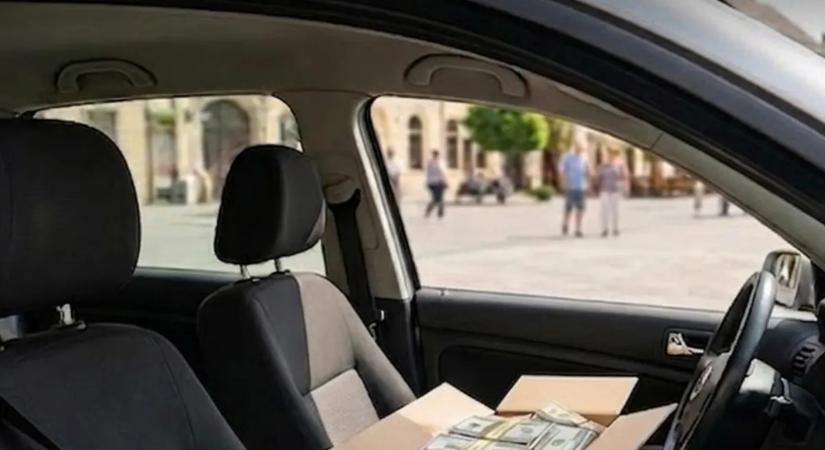 Telitalálat a magyar rendőrség fotója, amivel egy gyakori autós hibára figyelmeztet