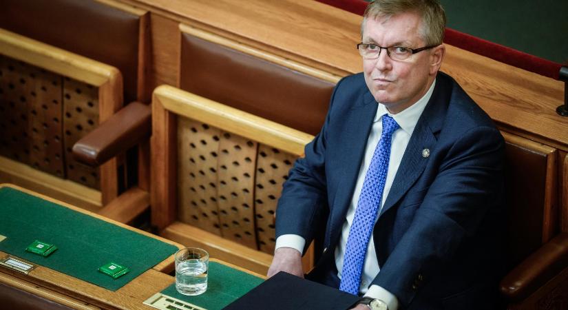 Megszólalt Matolcsy György, szerinte megalapozatlan vádak érték, áll a vizsgálatok elé