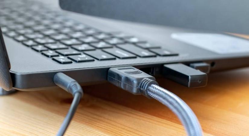 Ilyen internetet használ a legtöbb magyar: meglepő adatok érkeztek a hazai háztartások szokásairól