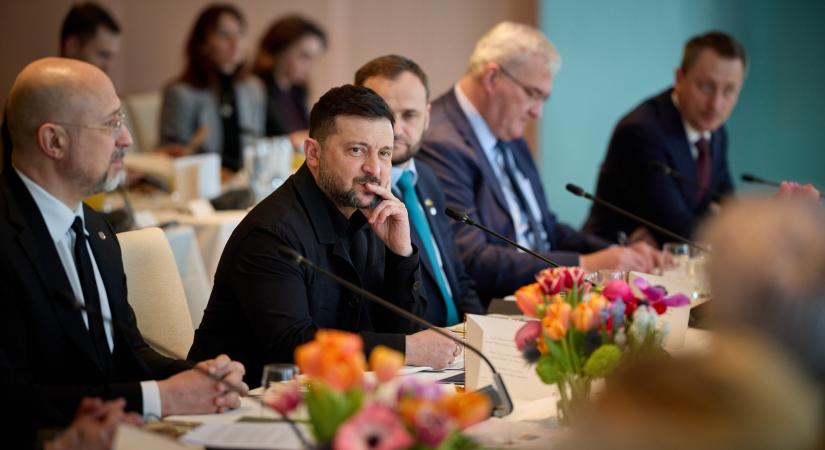 Zelenszkij szeretné megvitatni Magyar Péterrel az ukrán bank elkobzott pénzének visszaadását