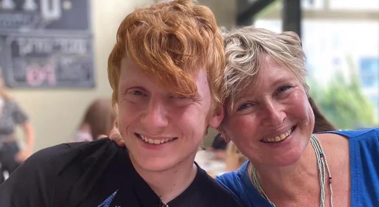 Az asszony, aki unokát akar halott fiától