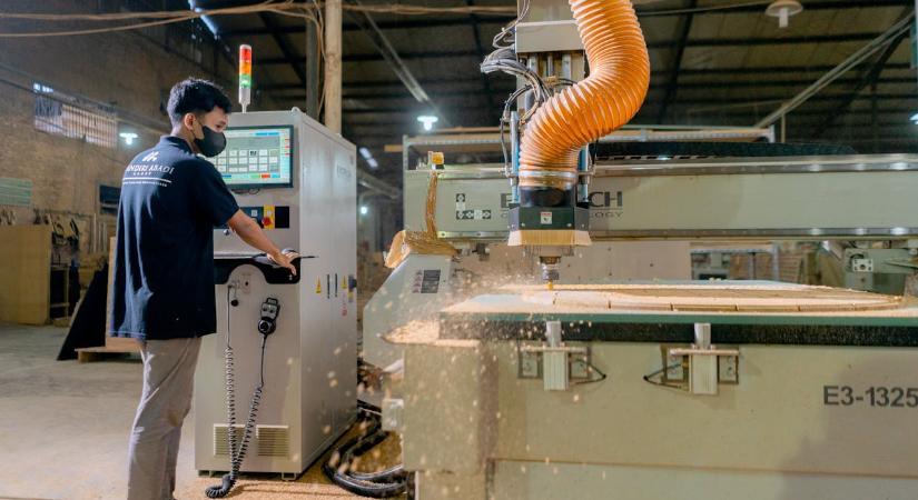 Lehúzza a rolót egy szilágysági üzem