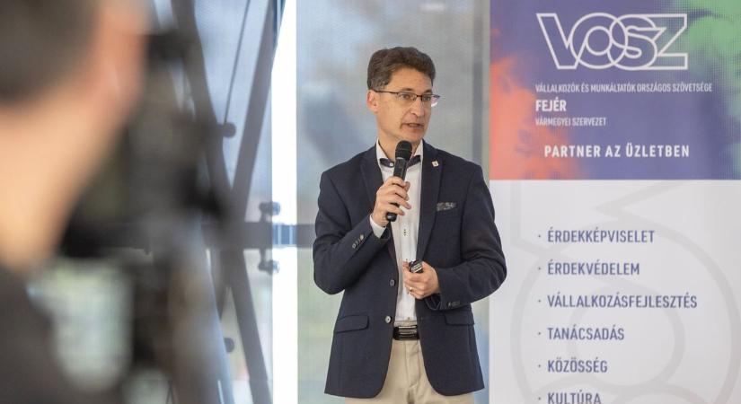 Komoly számokról beszélt Cser-Palkovics András