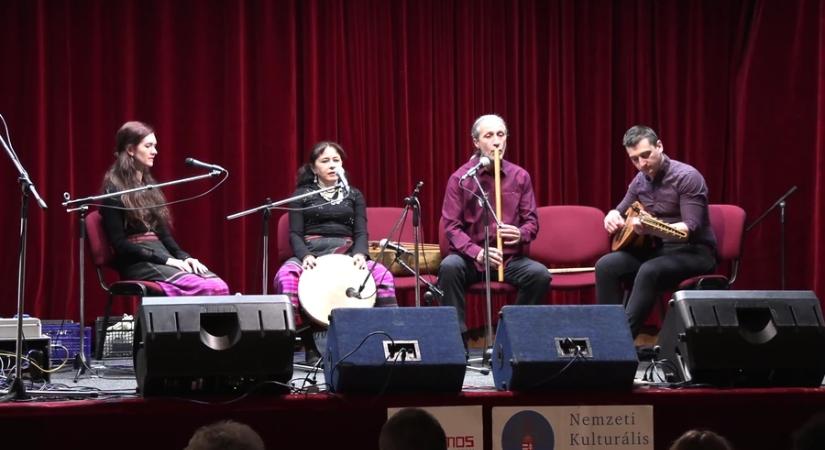 Újraéledt ősi dallamok