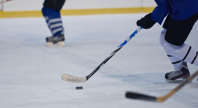 Egy 16 éves pozsonyi jégkorongozót gázolt halálra a villamos