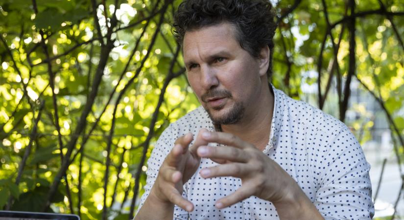 Nagy Ervin szerint tűzeset történt az iváncsai akkumulátorgyárban