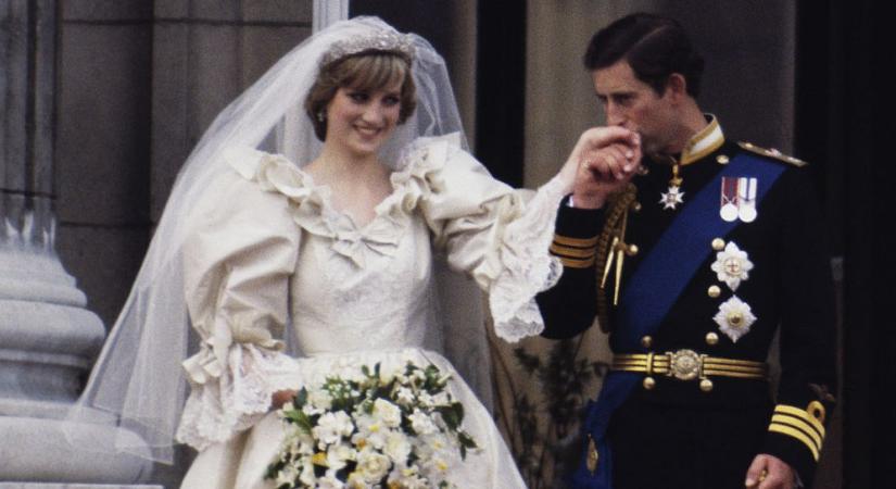 Sosem látott fotó került elő Diana hercegné esküvőjéről: jól tükrözi az érzéseit