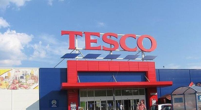 Két budapesti Tesco is bezár