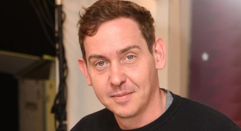 „Tartom a frontot” – Molnár Gusztáv egyedül maradt újszülött kislányával, amíg a felesége megszökött otthonról