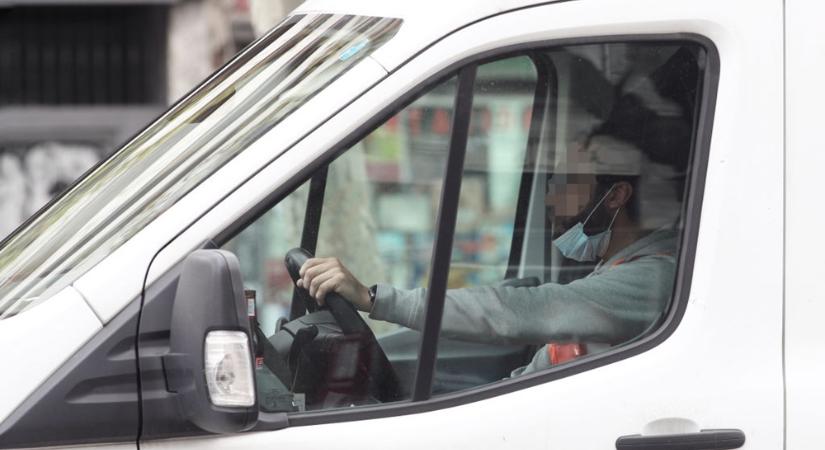 Nagy változás jön a hivatásos sofőrök munkájában