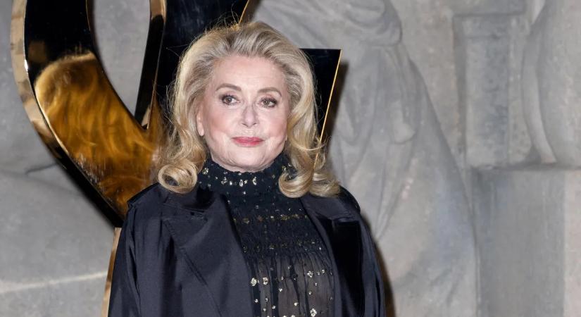 Csak a személyes tárgyai alapján lehetett azonosítani – Máig kisért Catherine Deneuve testvérének sokkoló halála