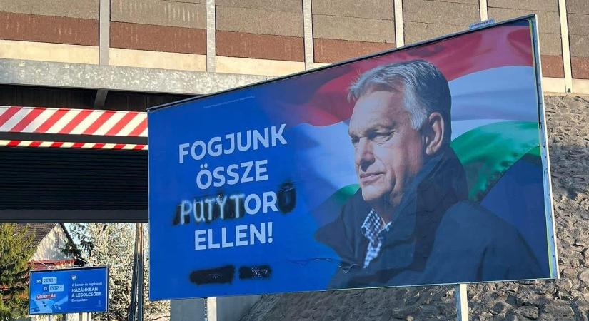 BBC: Orbán korszaka egy pillanat alatt véget ért, a következő miniszterelnök pedig a tettek mezejére lépett